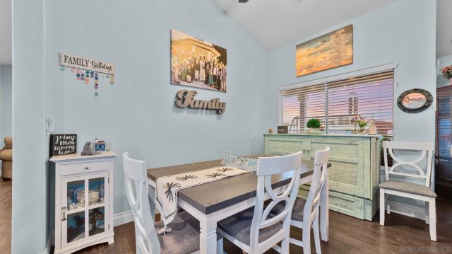 51 Trinity St, Oceanside, CA 92057