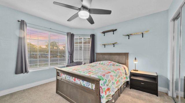 51 Trinity St, Oceanside, CA 92057