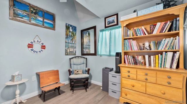 51 Trinity St, Oceanside, CA 92057