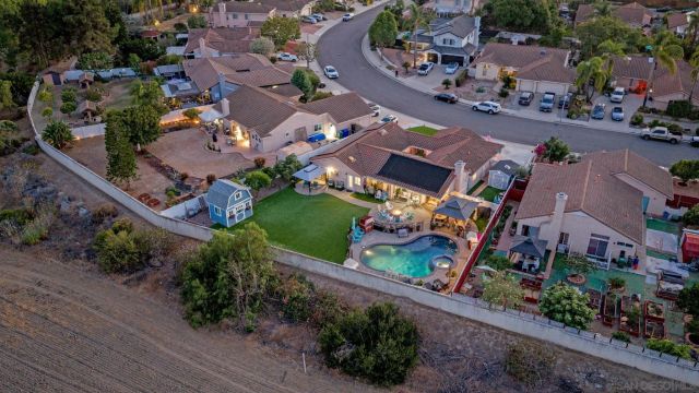 51 Trinity St, Oceanside, CA 92057
