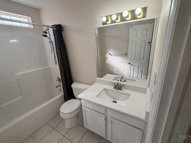 8 Casita Court, Pueblo, CO 81005