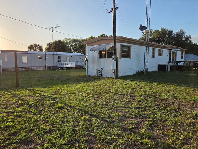 17420 SE 36TH LANE, Ocklawaha, FL 32179