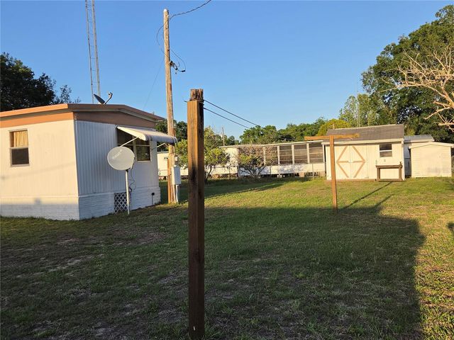 17420 SE 36TH LANE, Ocklawaha, FL 32179