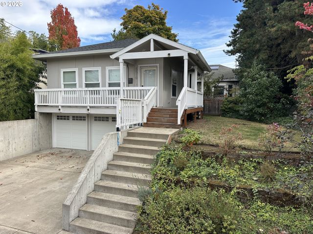 2823 N KILLINGSWORTH St, Portland, OR 97217