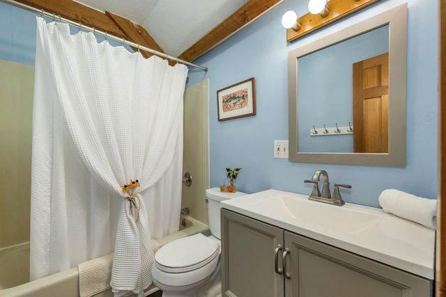 4 Balsam Drive, Gilford, NH 03249