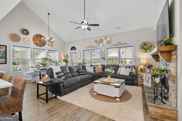 94 Hawks Trail, Waleska, GA 30183