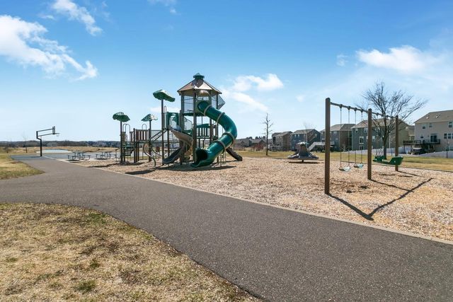 8622 Platinum Cove, Woodbury, MN 55129