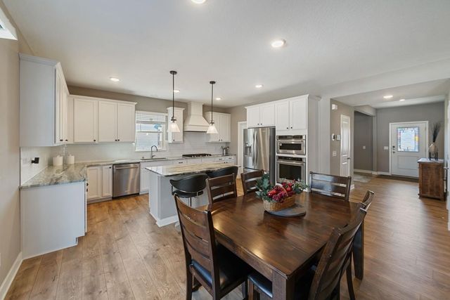 8622 Platinum Cove, Woodbury, MN 55129