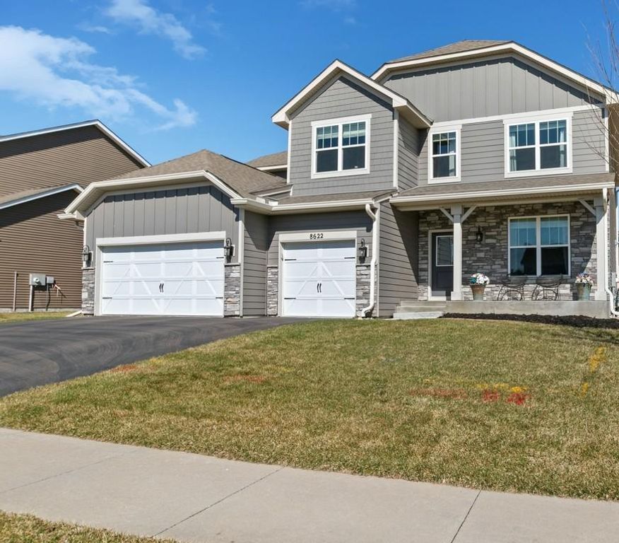 8622 Platinum Cove, Woodbury, MN 55129