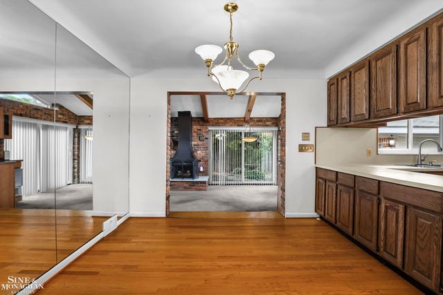 20631 Wedgewood Drive, Grosse Pointe Woods, MI 48236