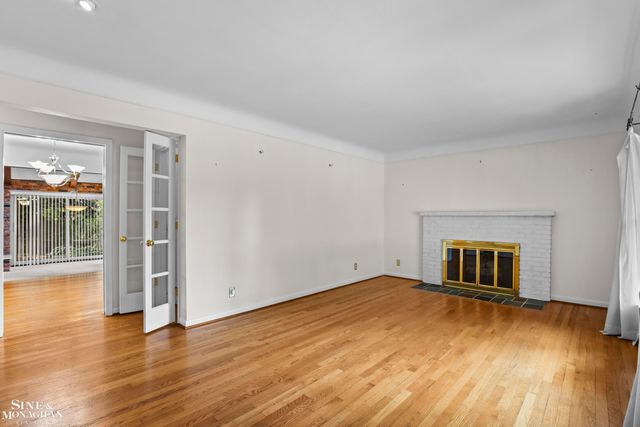 20631 Wedgewood Drive, Grosse Pointe Woods, MI 48236
