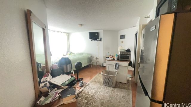 300 Wai Nani Way II417, Honolulu, HI 96815