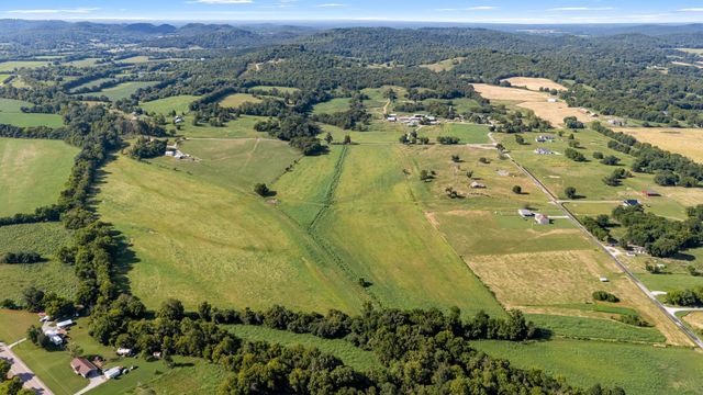 2811 Bert Watt Rd, Petersburg, TN 37144