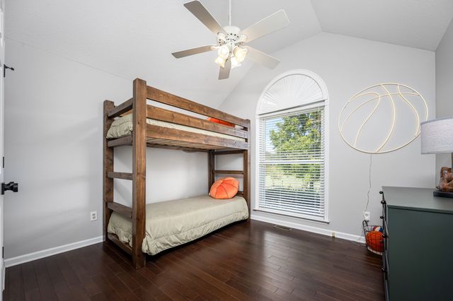 2811 Bert Watt Rd, Petersburg, TN 37144