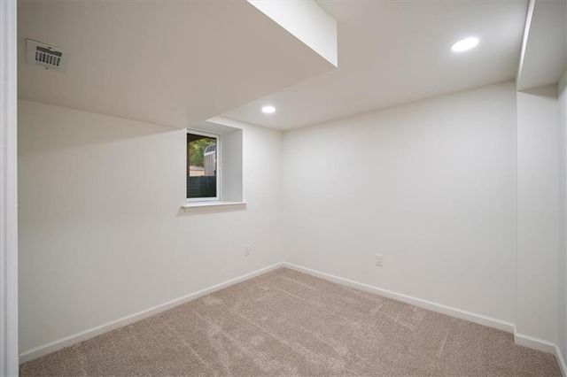 5600 Roe Boulevard, Roeland Park, KS 66205