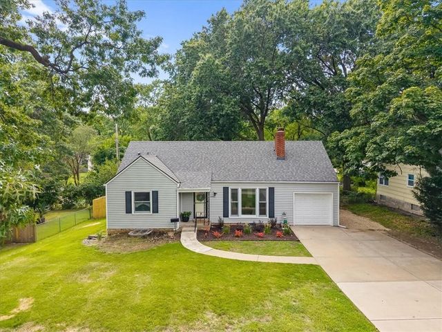 5600 Roe Boulevard, Roeland Park, KS 66205