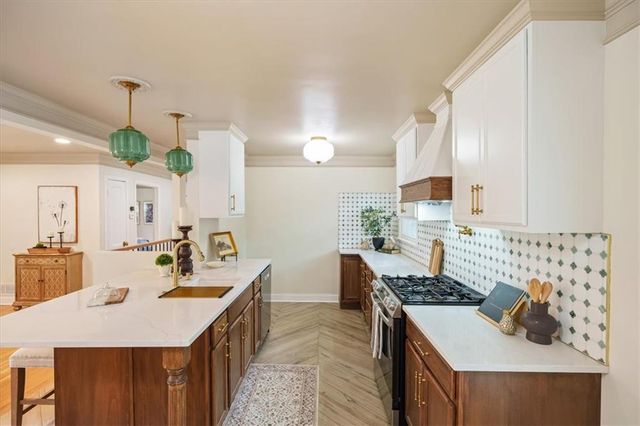 5600 Roe Boulevard, Roeland Park, KS 66205