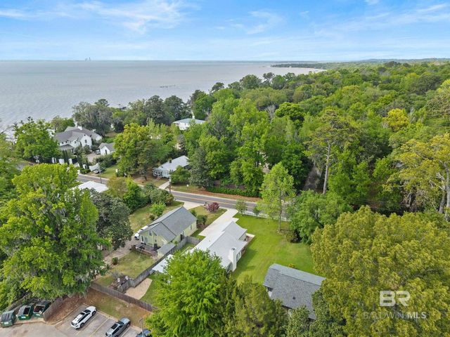 112 Belrose Avenue, Daphne, AL 36526
