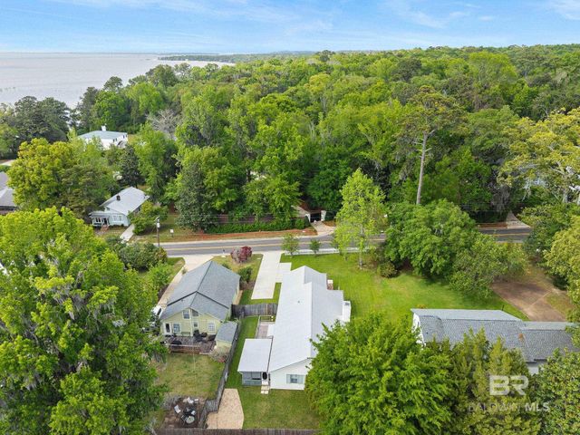 112 Belrose Avenue, Daphne, AL 36526