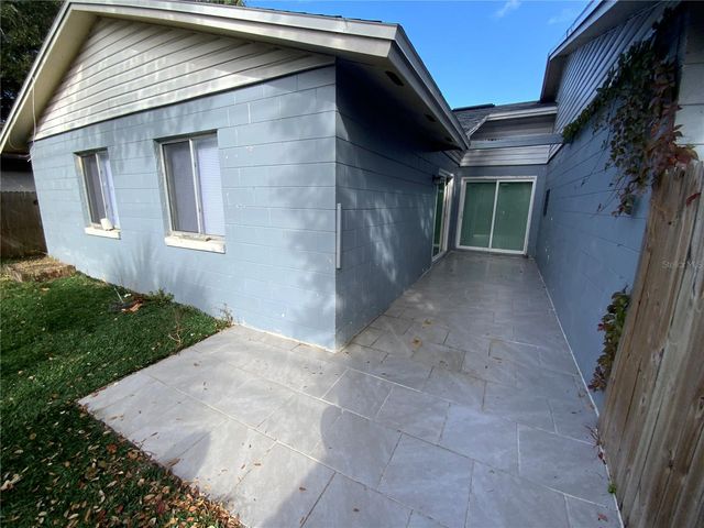 6132 SANDCREST CIRCLE, Orlando, FL 32819