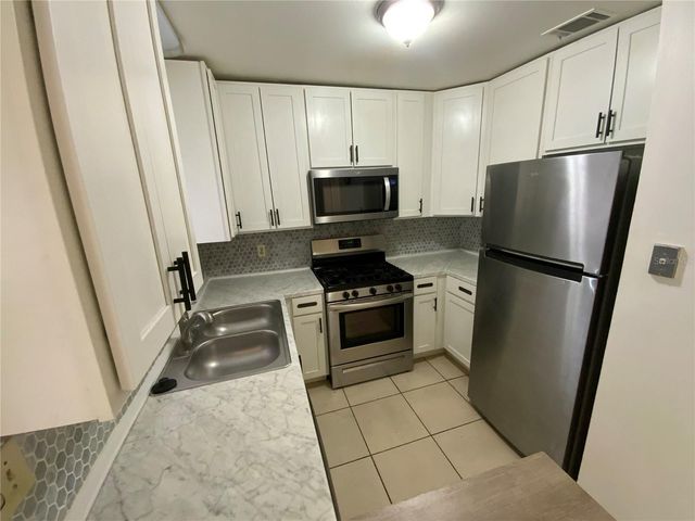 6132 SANDCREST CIRCLE, Orlando, FL 32819