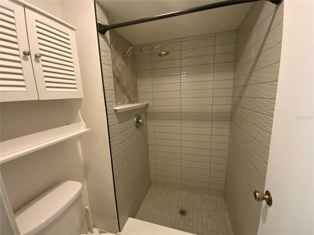 6132 SANDCREST CIRCLE, Orlando, FL 32819