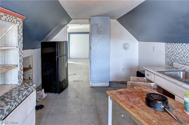 7700 Denison Avenue, Cleveland, OH 44102