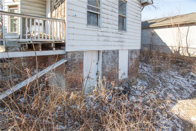 7700 Denison Avenue, Cleveland, OH 44102