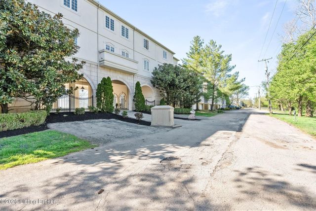5305 Juniper Beach Rd, Prospect, KY 40059