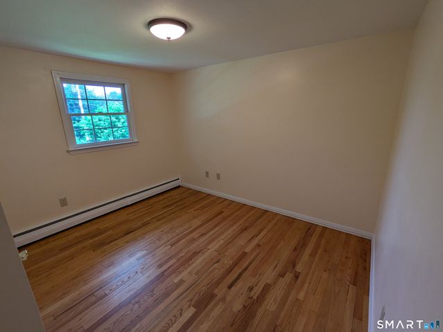 16 Jan Drive, Vernon, CT 06066
