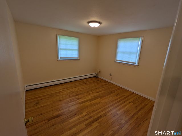 16 Jan Drive, Vernon, CT 06066