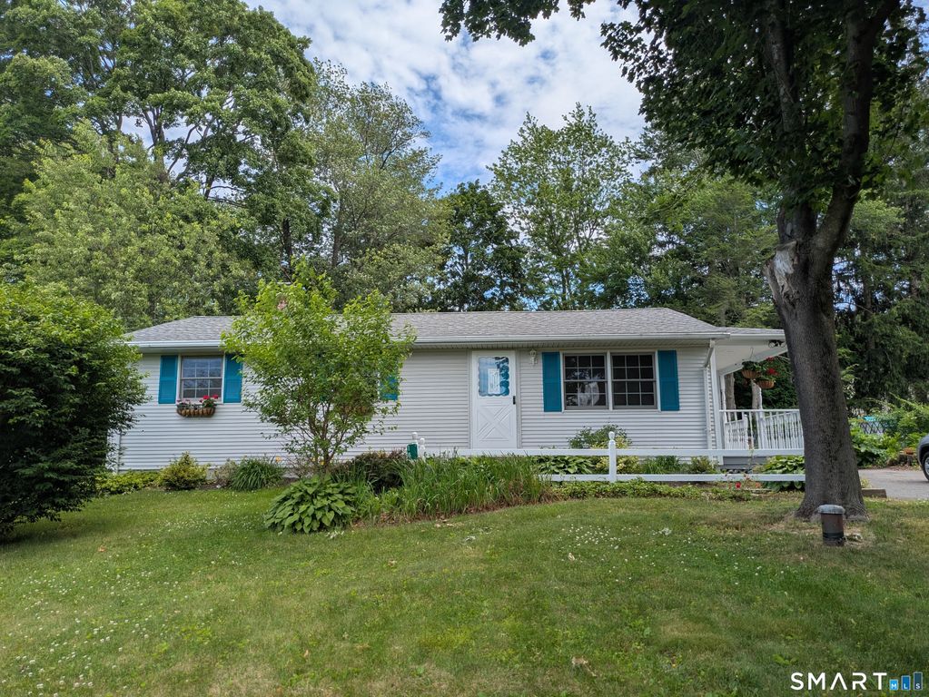 16 Jan Drive, Vernon, CT 06066