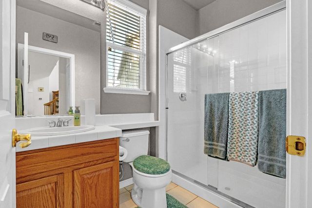 9975 Ocean Dunes Ct, Sacramento, CA 95829