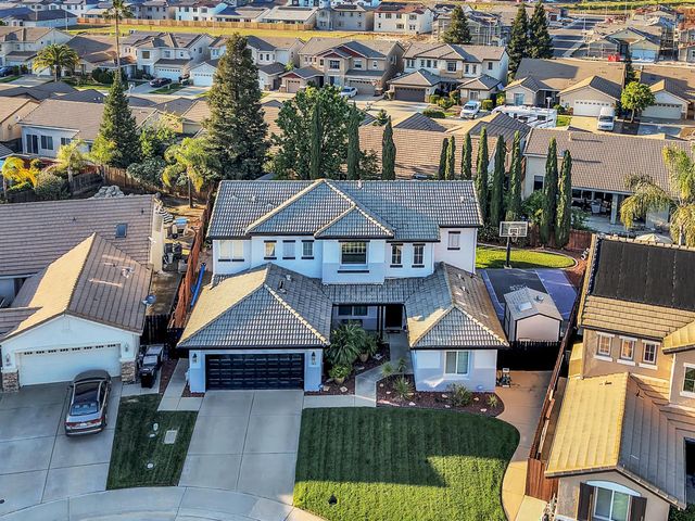 9975 Ocean Dunes Ct, Sacramento, CA 95829