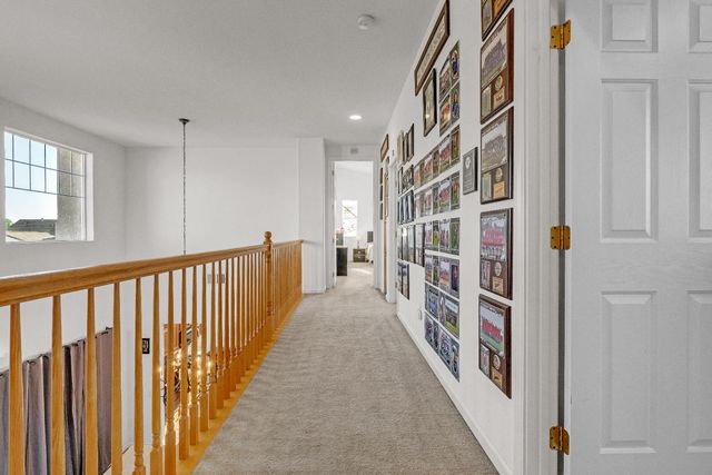 9975 Ocean Dunes Ct, Sacramento, CA 95829