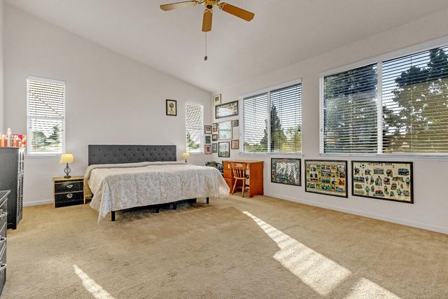 9975 Ocean Dunes Ct, Sacramento, CA 95829