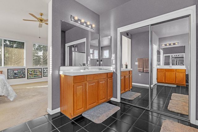 9975 Ocean Dunes Ct, Sacramento, CA 95829