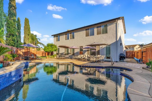 9975 Ocean Dunes Ct, Sacramento, CA 95829