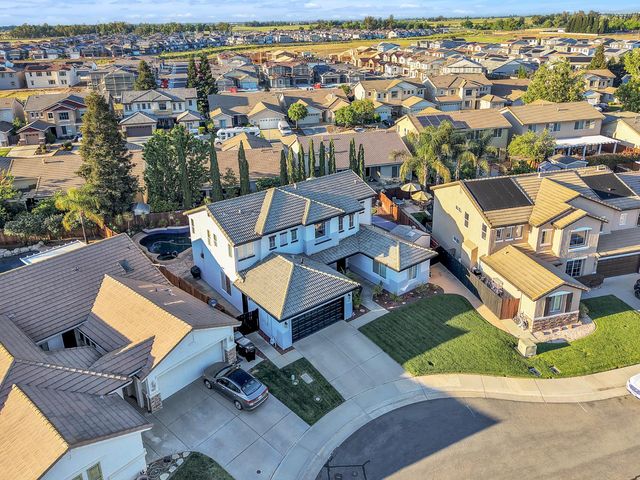 9975 Ocean Dunes Ct, Sacramento, CA 95829