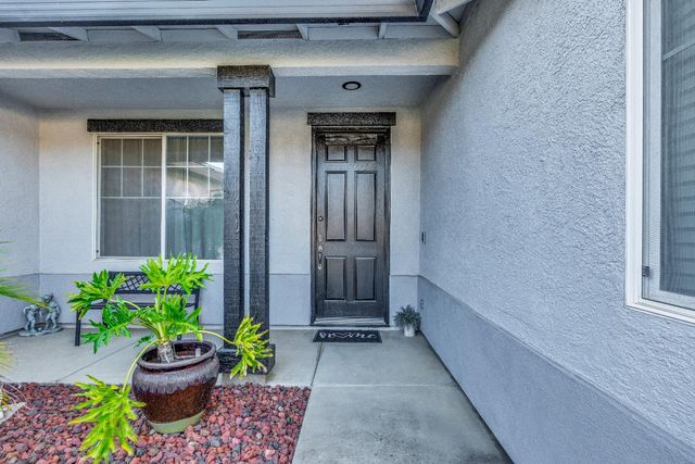 9975 Ocean Dunes Ct, Sacramento, CA 95829