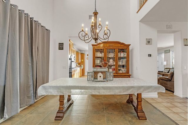 9975 Ocean Dunes Ct, Sacramento, CA 95829