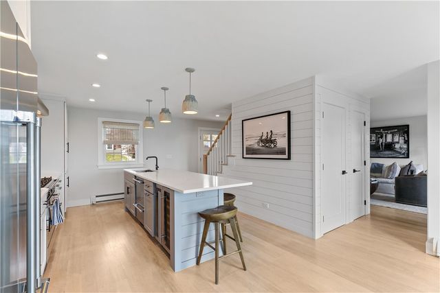 2 Bailey Terrace, Middletown, RI 02842