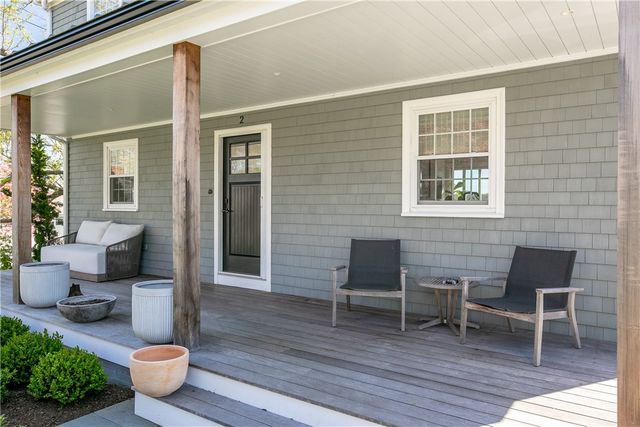 2 Bailey Terrace, Middletown, RI 02842