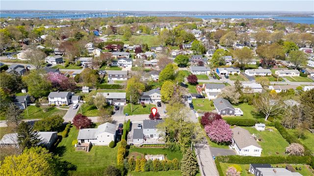2 Bailey Terrace, Middletown, RI 02842