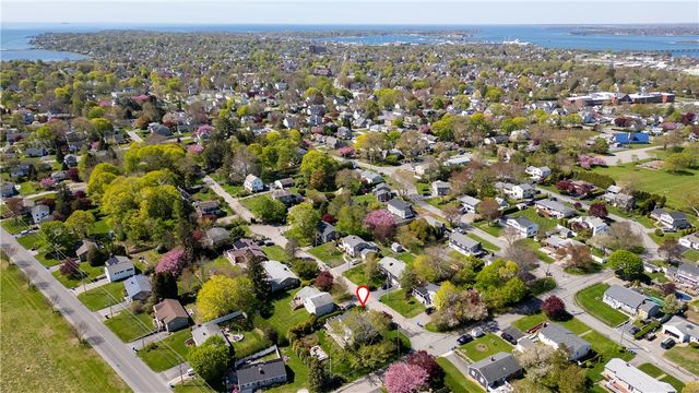 2 Bailey Terrace, Middletown, RI 02842