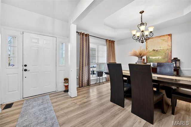 1317 AUBURN HILLS Drive, St Charles, MO 63304