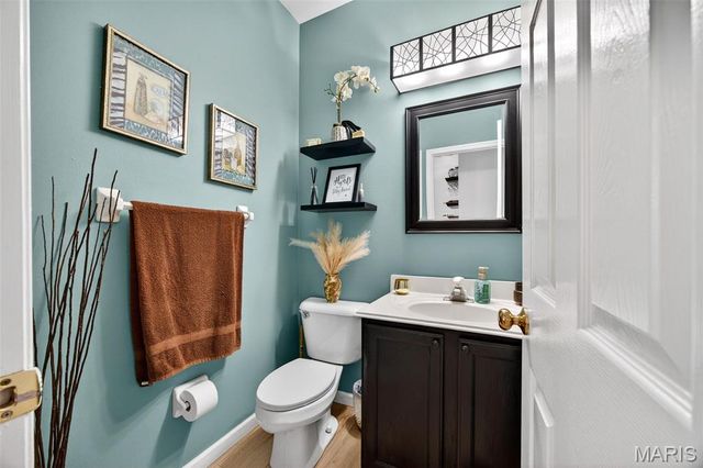 1317 AUBURN HILLS Drive, St Charles, MO 63304