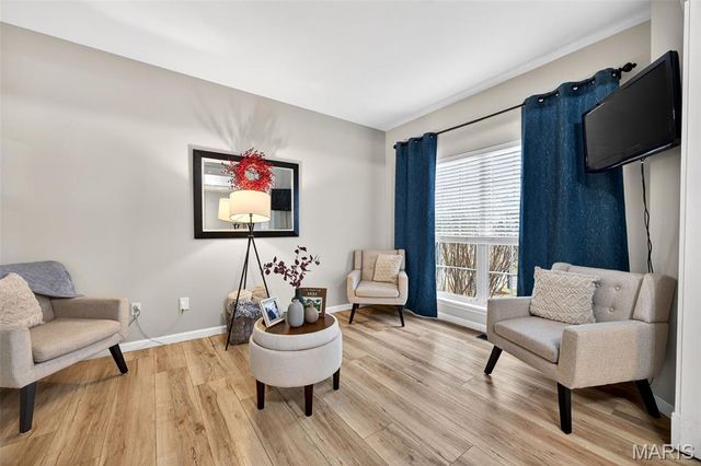 1317 AUBURN HILLS Drive, St Charles, MO 63304