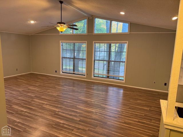 2010 Emerald CV, Jonesboro, AR 72401