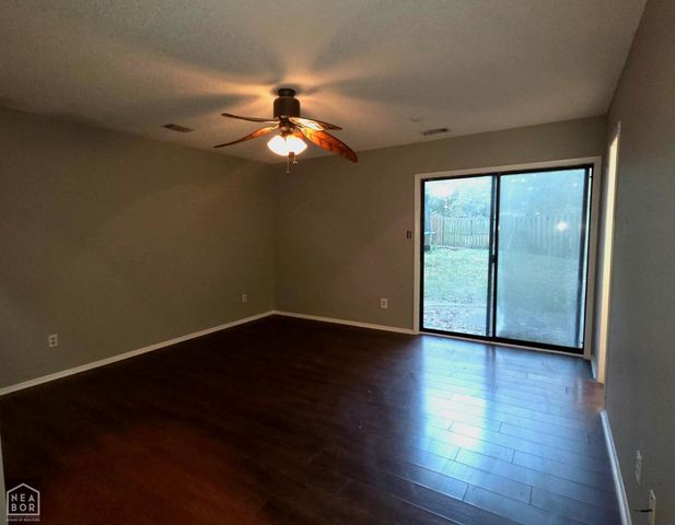 2010 Emerald CV, Jonesboro, AR 72401